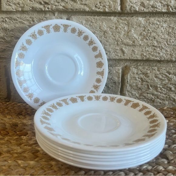 Vintage Corelle Corning Ware Butterfly Gold Flower Teacup Saucer set of 8 MCM - Picture 3 of 5